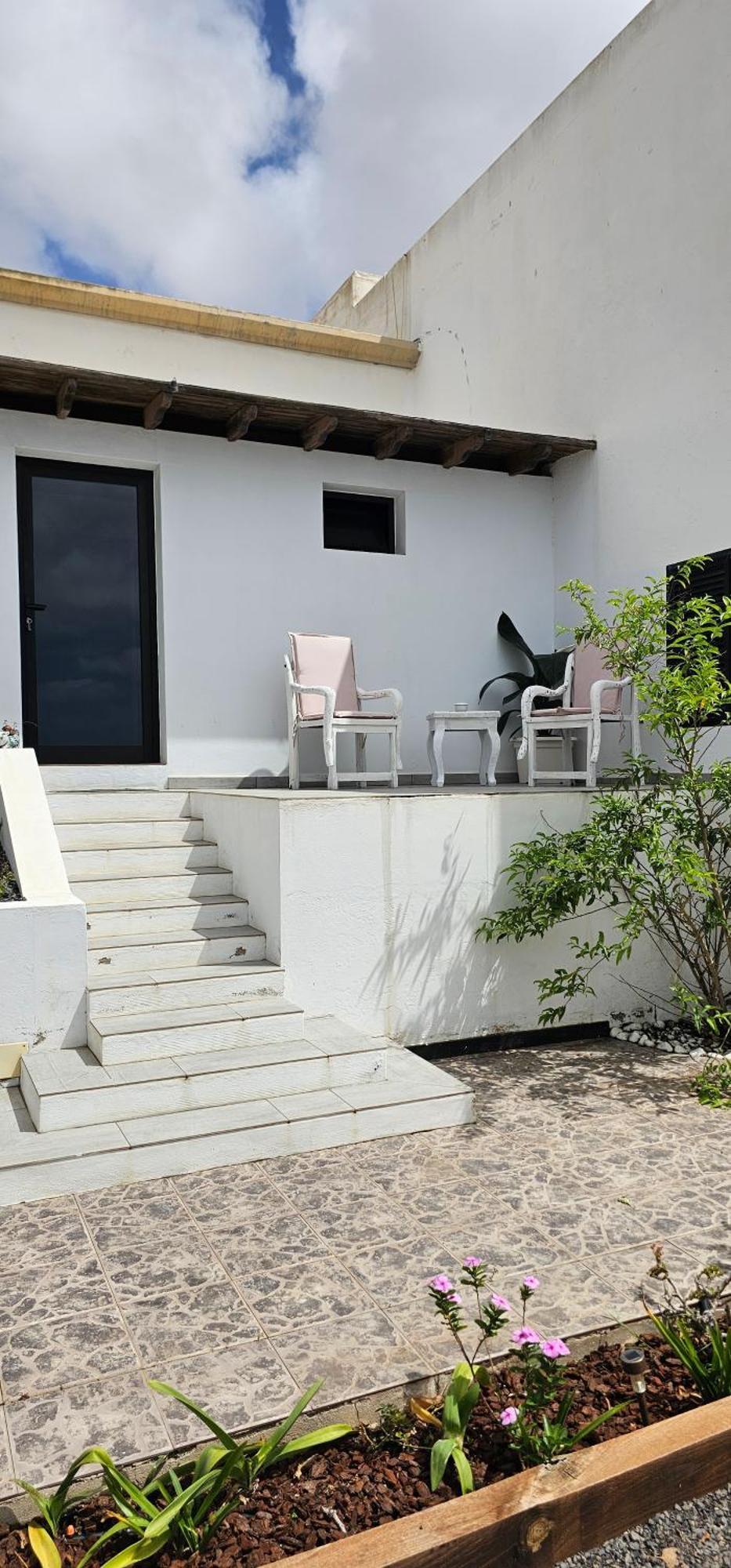 Alunita & Pirita, Habitacion Con Jardin, Terraza Y Wifi En Zona Tranquila Y Centrica Nazaret Kültér fotó